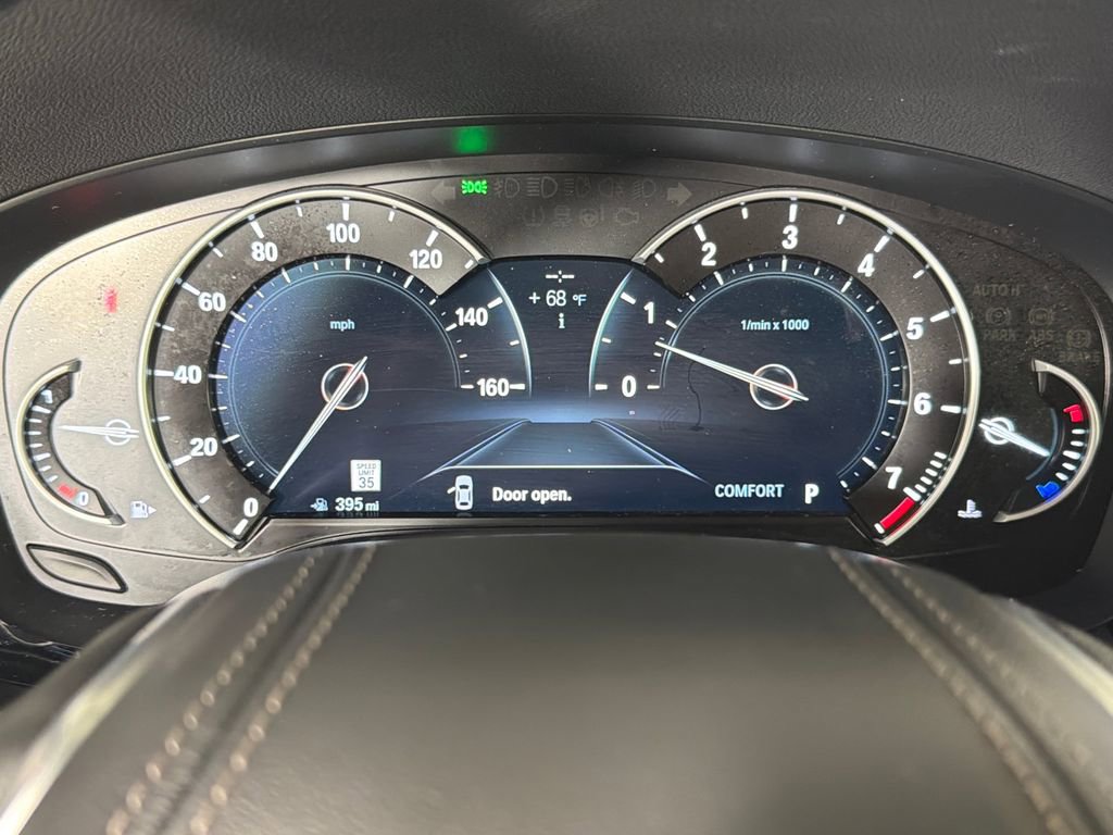 Used 2019 BMW 540i image 29