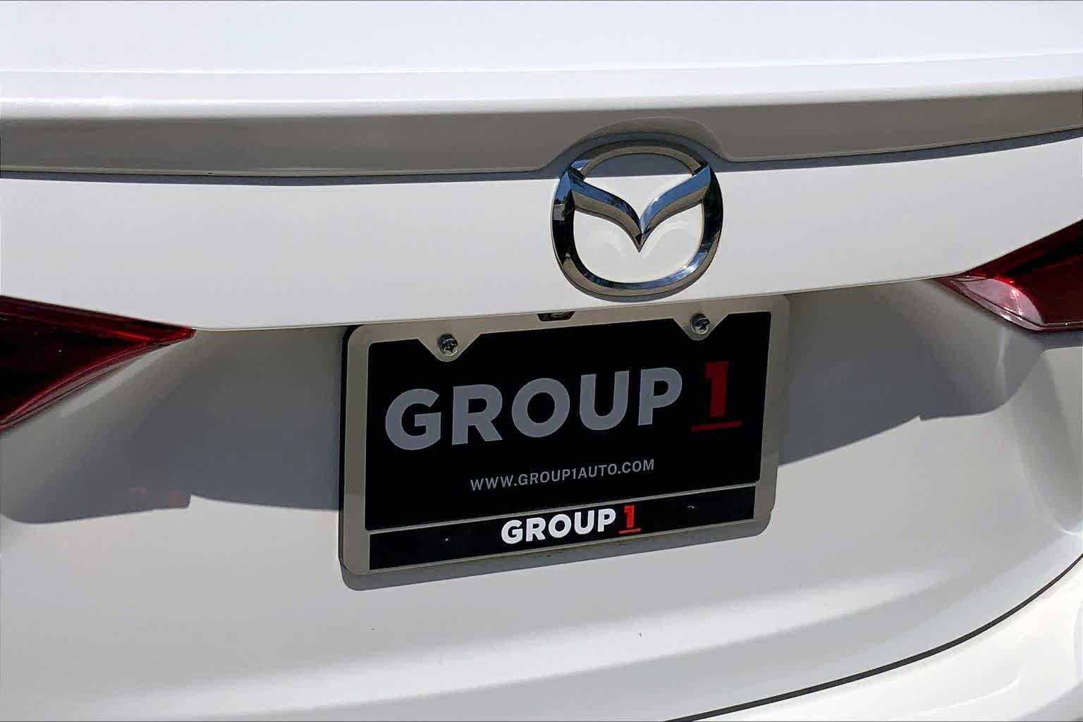 Used 2018 MAZDA MAZDA3 Touring FWD image 29