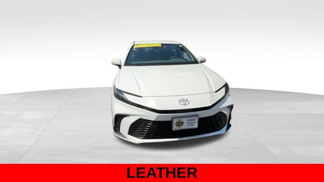 Used 2026 Toyota Camry SE w/ Convenience Package FWD image 9