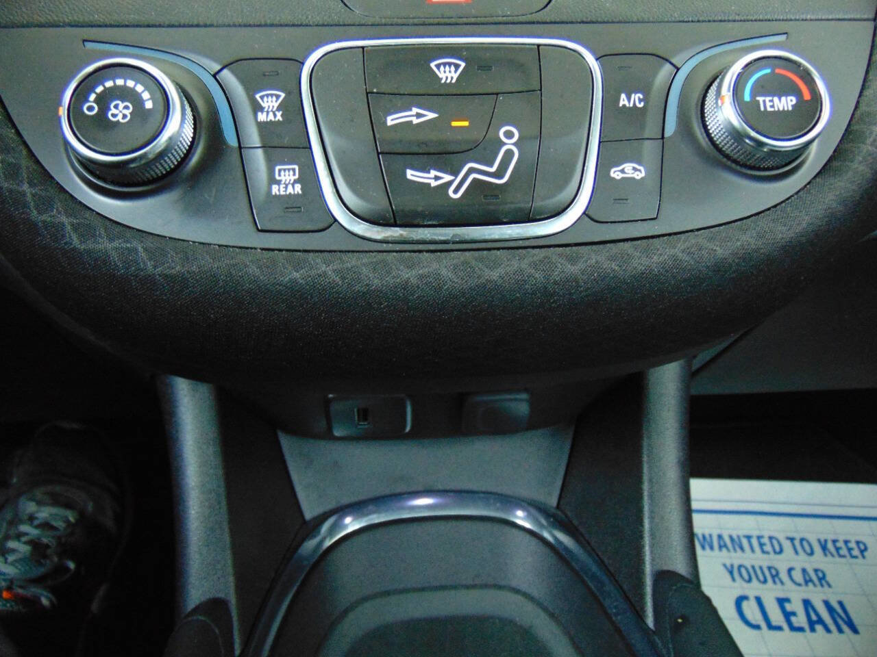 Used 2016 Chevrolet Malibu LT image 15