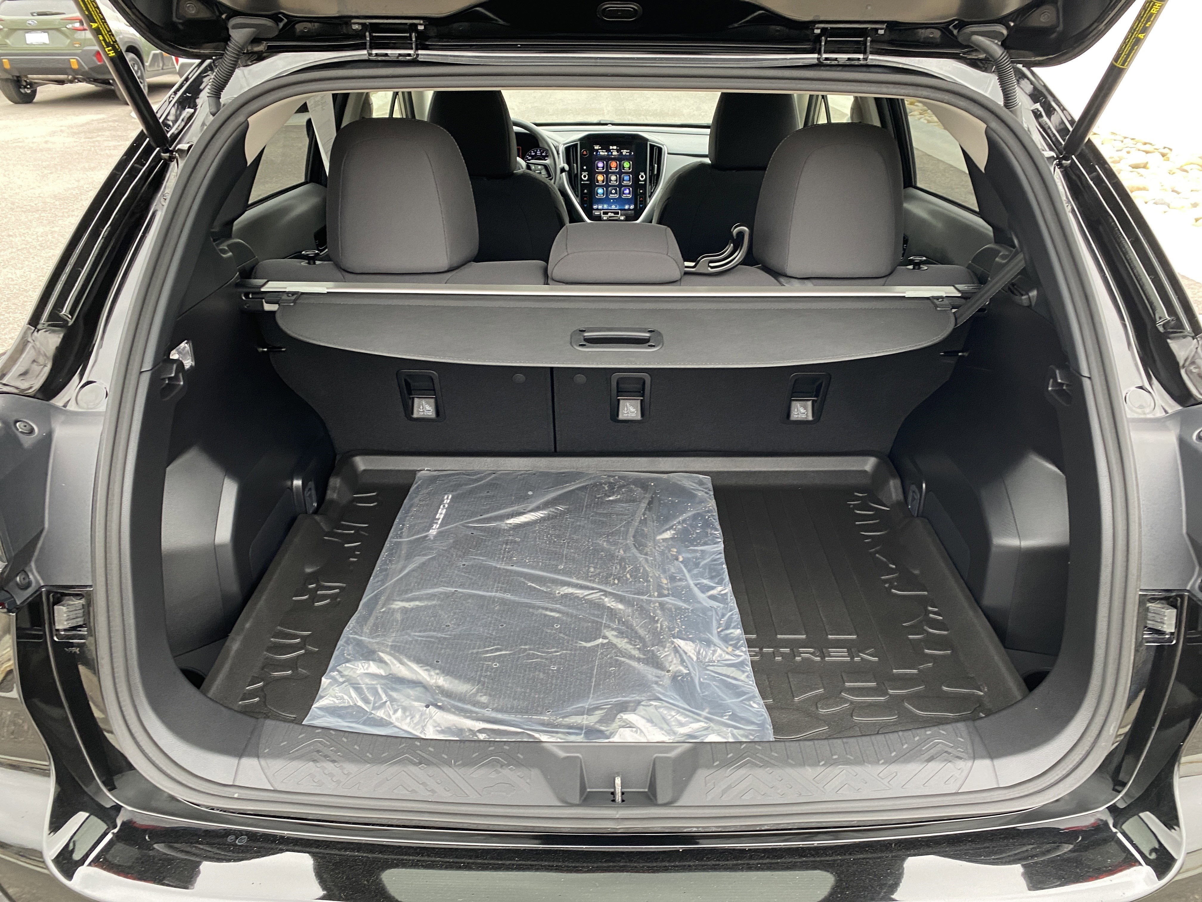 Used 2025 Subaru Crosstrek 2.0i Premium image 34