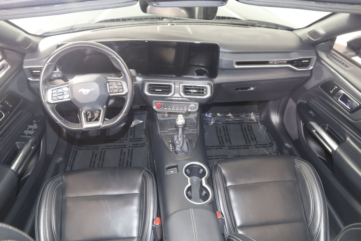 Used 2024 Ford Mustang Premium RWD image 31