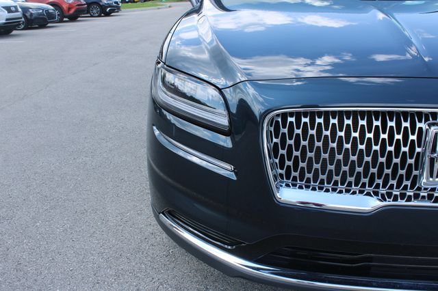 Used 2023 Lincoln Nautilus AWD w/ Premium Package image 39