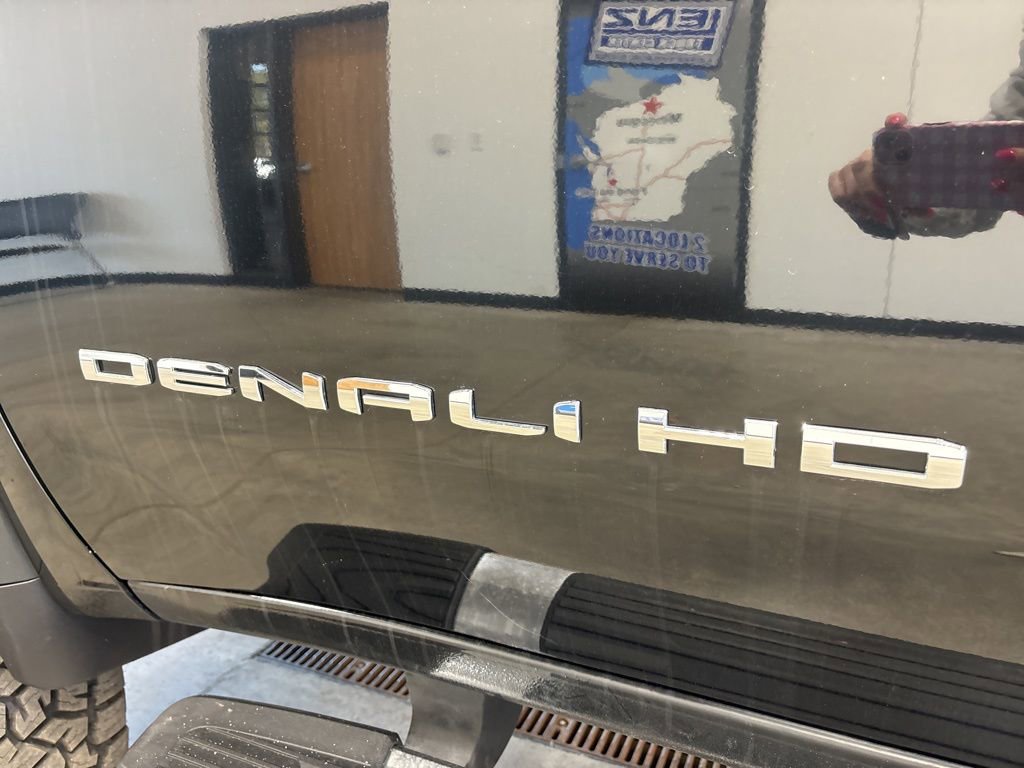 Used 2024 GMC Sierra 2500 Denali w/ Denali Reserve Package image 29