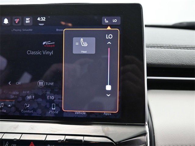 Used 2022 Jeep Compass Limited image 17