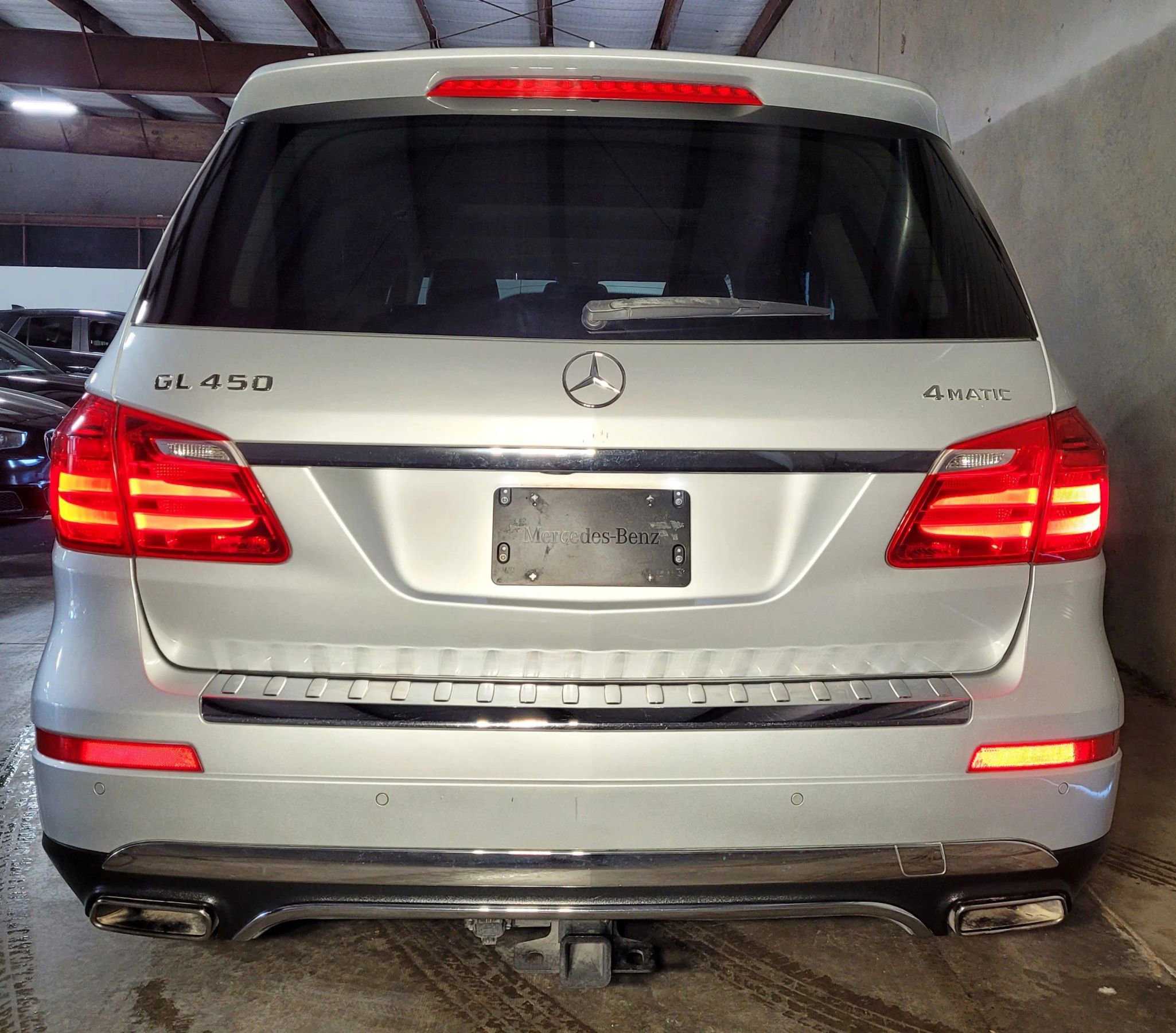Used 2016 Mercedes-Benz GL 450 4MATIC image 9