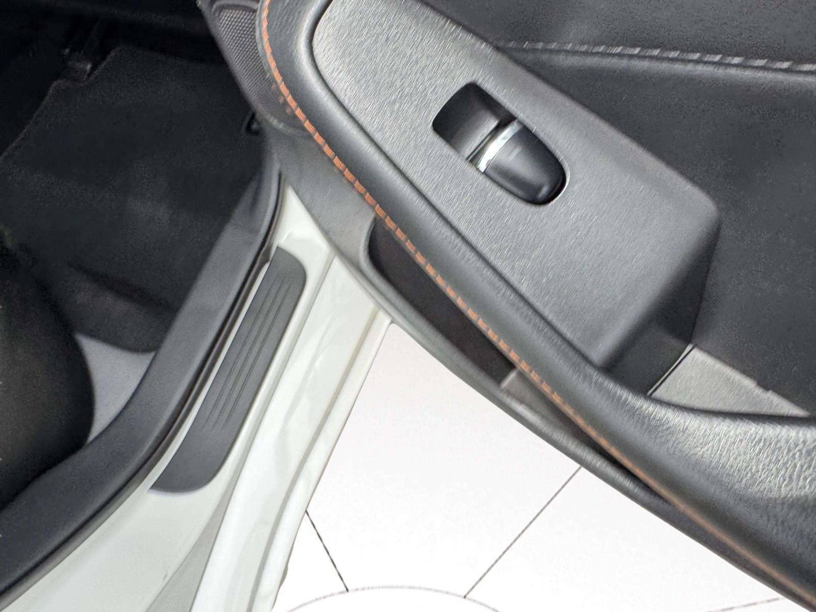 Used 2023 Nissan Maxima SR w/ Sport Mat Group FWD image 47