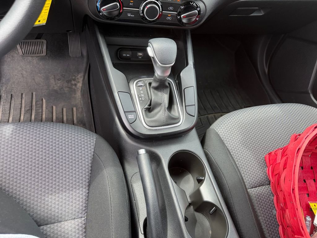 Certified 2023 Kia Soul LX w/ LX Technology Package FWD image 15