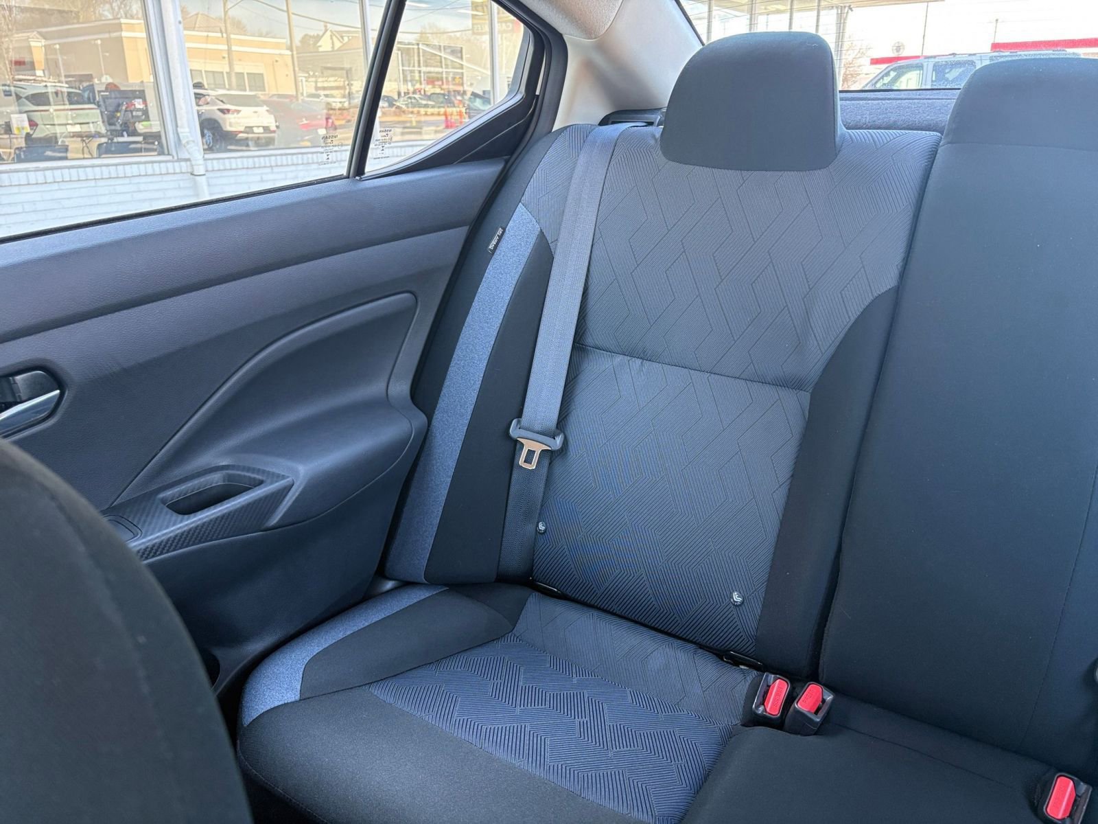 Used 2025 Nissan Versa SV image 37