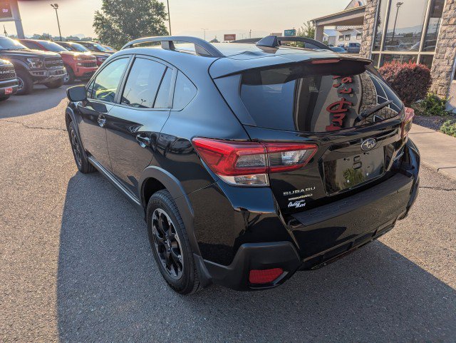 Used 2021 Subaru Crosstrek 2.0i Premium w/ Moonroof Package AWD/4WD image 3