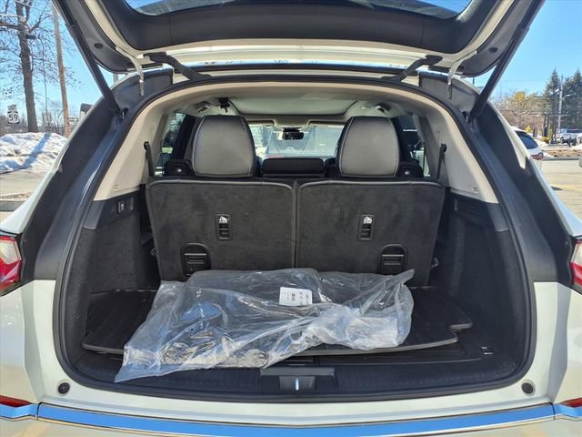 Used 2023 Acura MDX FWD w/ Technology Package image 11