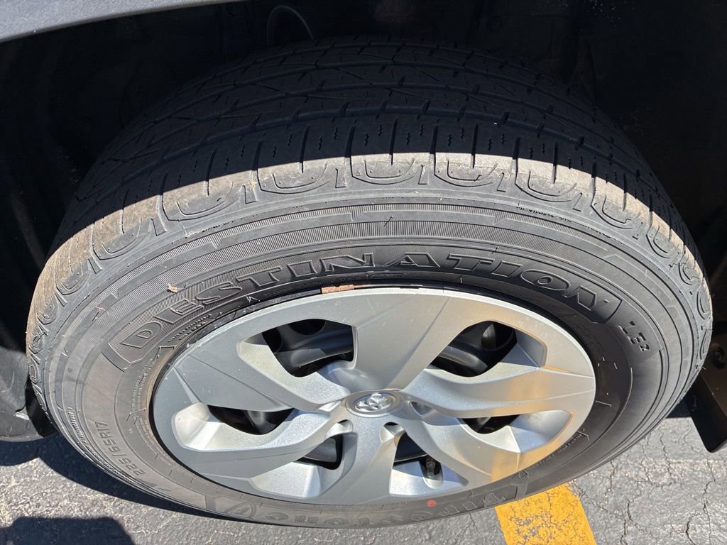 Used 2019 Toyota RAV4 LE w/ All Weather Liner Package AWD/4WD image 10