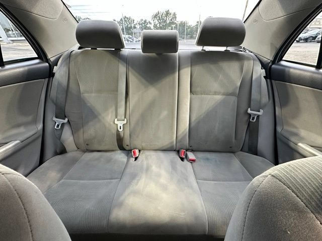 Used 2011 Toyota Corolla LE FWD image 24