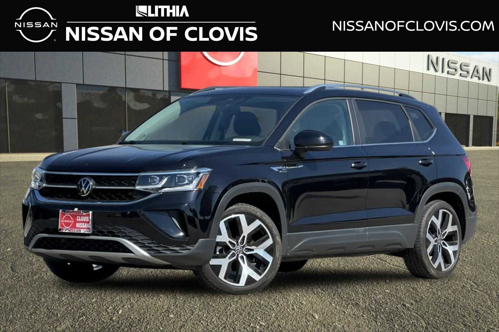 Used 2023 Volkswagen Taos SEL image 1