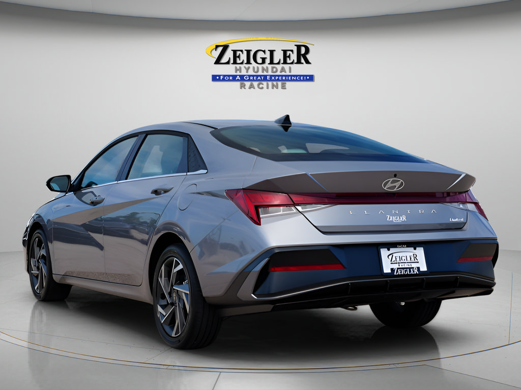 Certified 2026 Hyundai Elantra Limited FWD image 5
