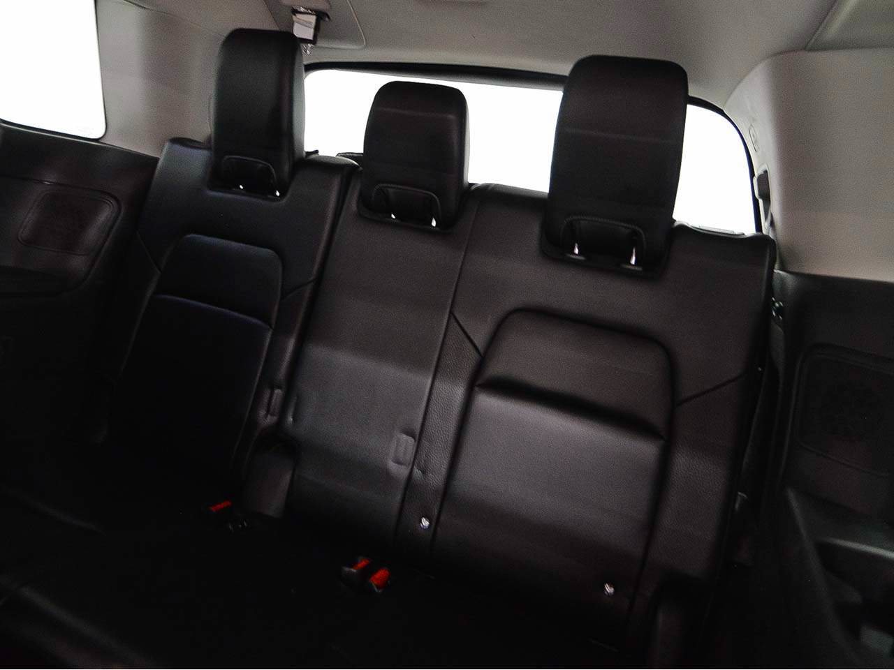 Used 2024 Nissan Pathfinder SL w/ SL Premium Package FWD image 12