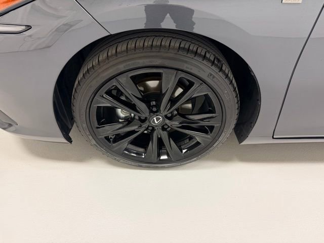 Used 2025 Lexus ES 300h F Sport image 20