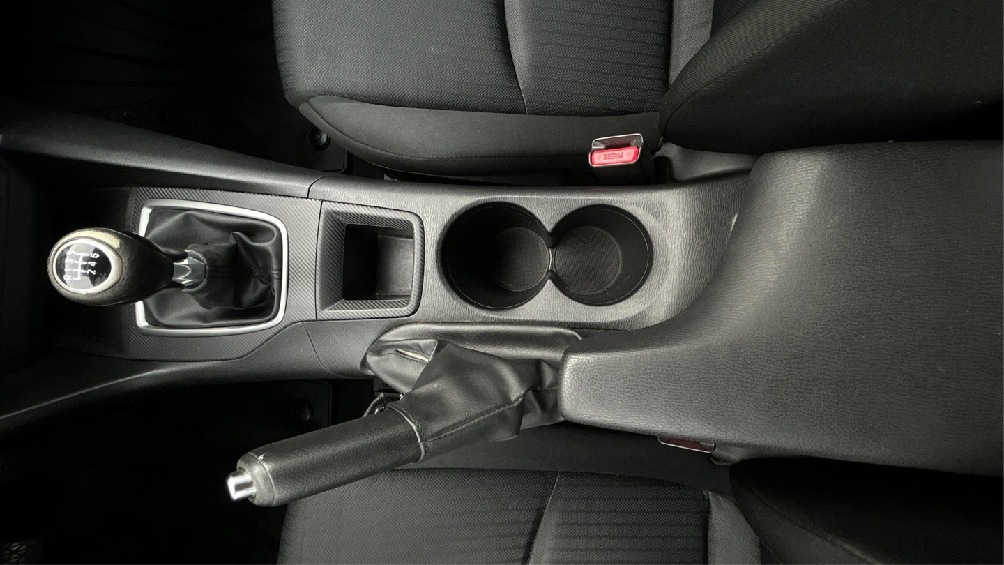 Used 2014 MAZDA MAZDA3 i Sport image 33