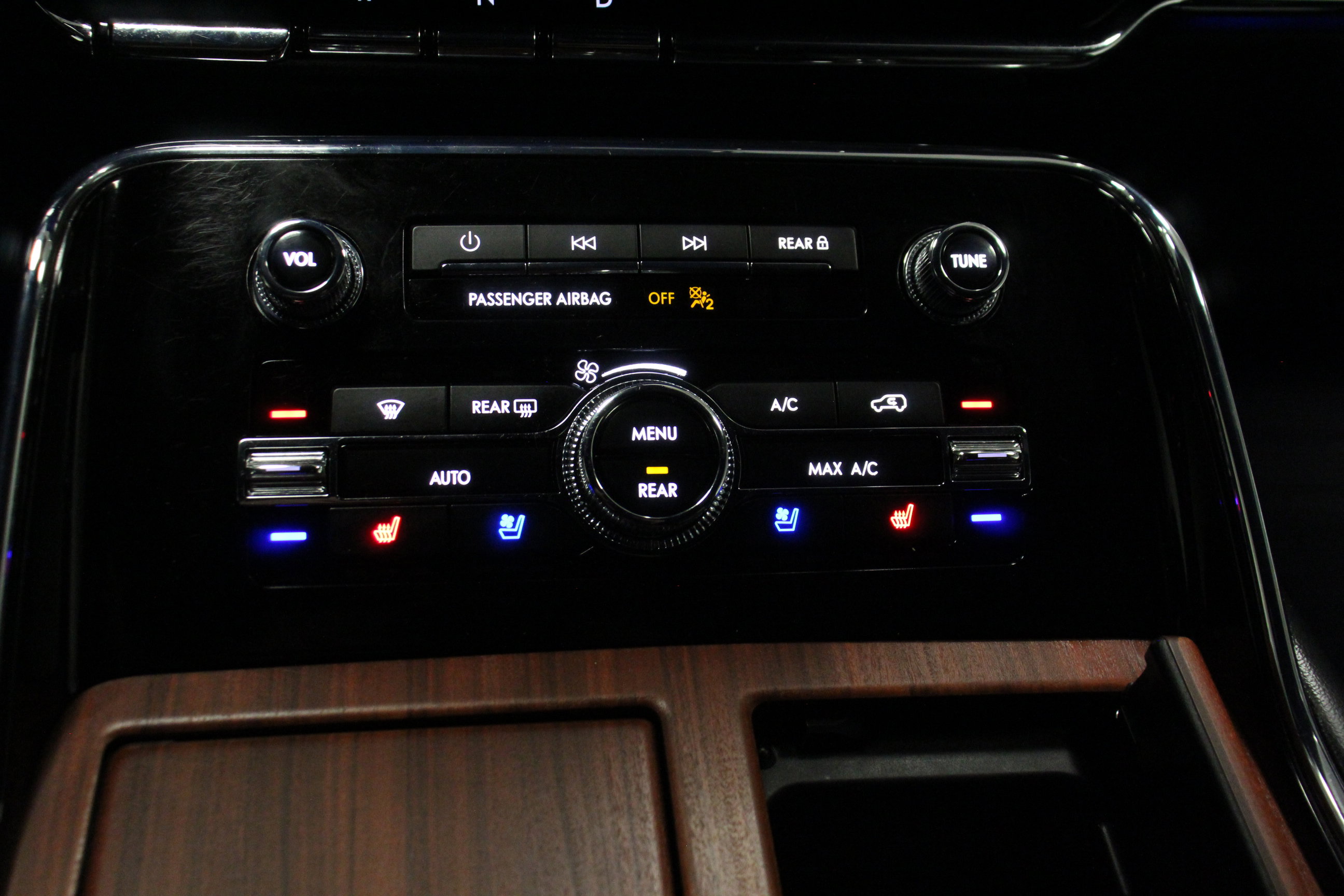 Used 2024 Lincoln Navigator Reserve AWD/4WD image 30