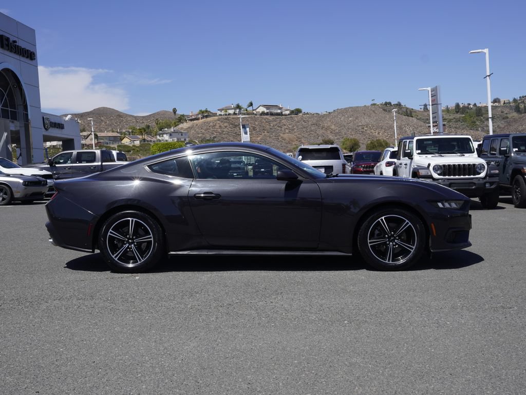Used 2024 Ford Mustang Coupe RWD video 3