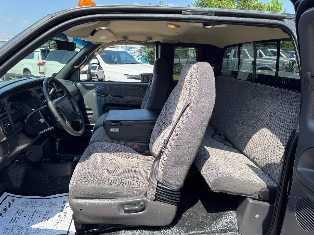 Used 1998 Dodge Ram 3500 Truck SLT LARAMIE 4X4 12V 5.9L CUMMI image 71