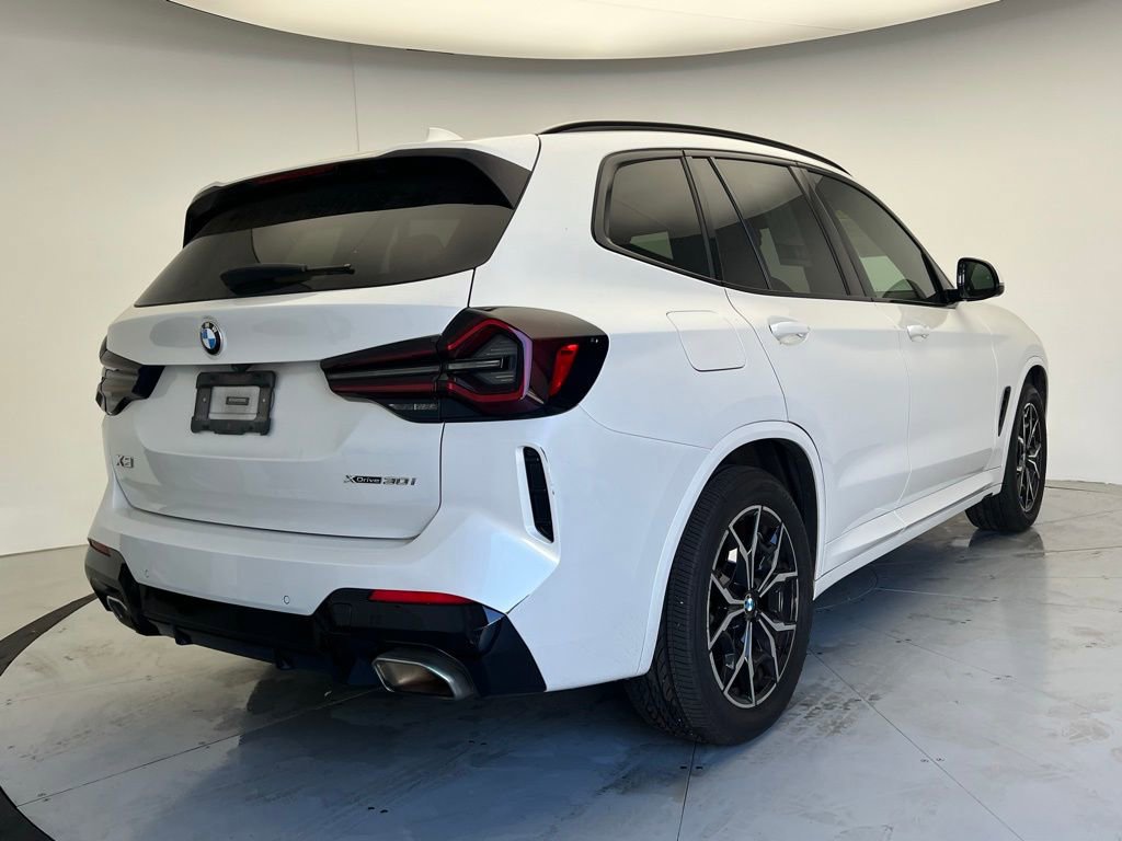 Certified 2022 BMW X3 xDrive30i w/ M Sport Package 2 AWD/4WD image 3