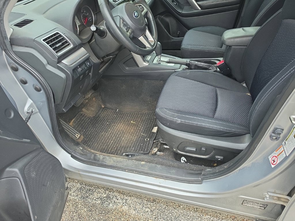 Used 2017 Subaru Forester 2.5i Premium w/ All-Weather Package AWD/4WD image 14