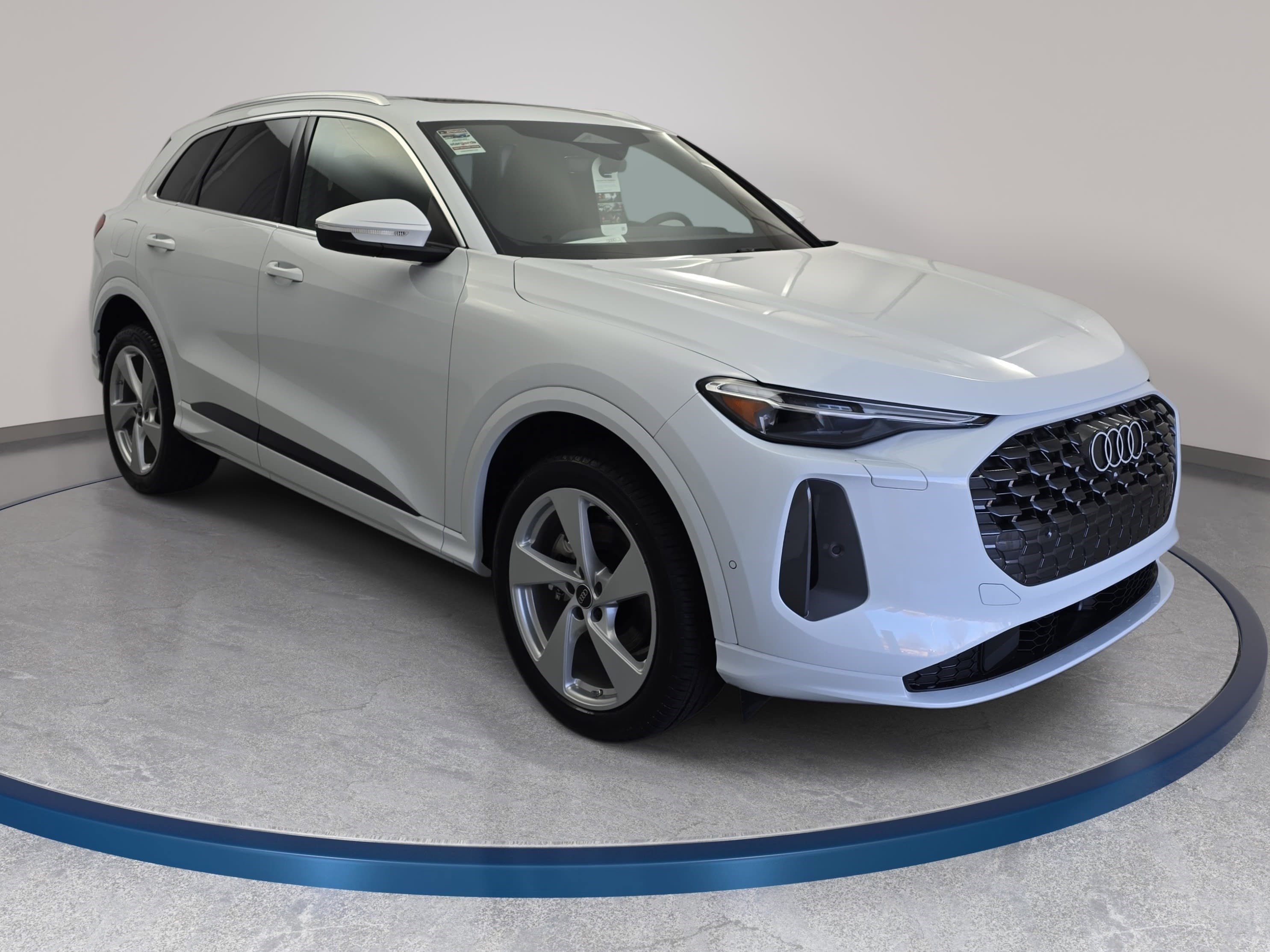 New 2025 Audi Q5 Premium Plus image 3