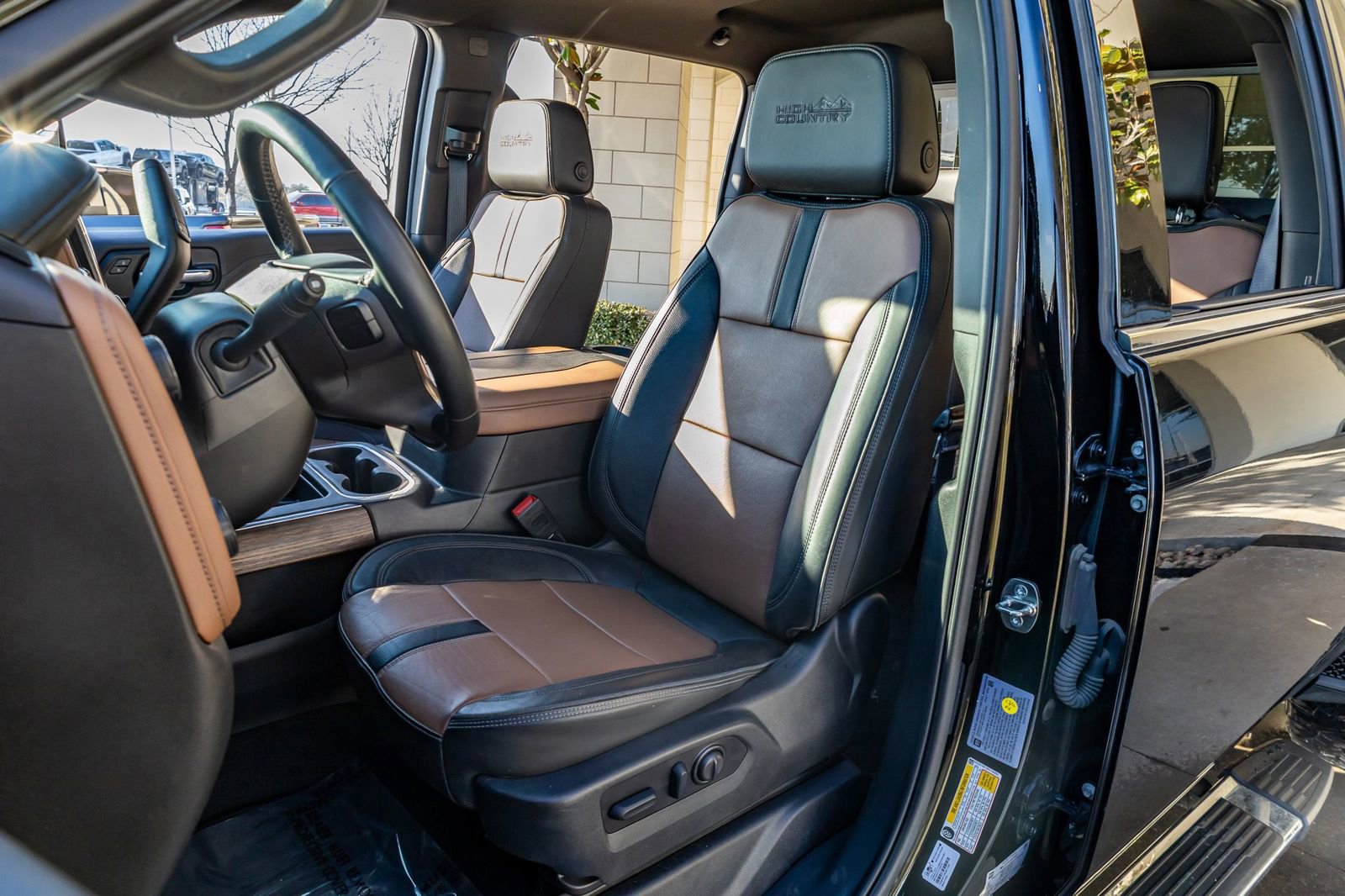 Used 2023 Chevrolet Silverado 3500 High Country w/ Z71 Off-Road Package image 25