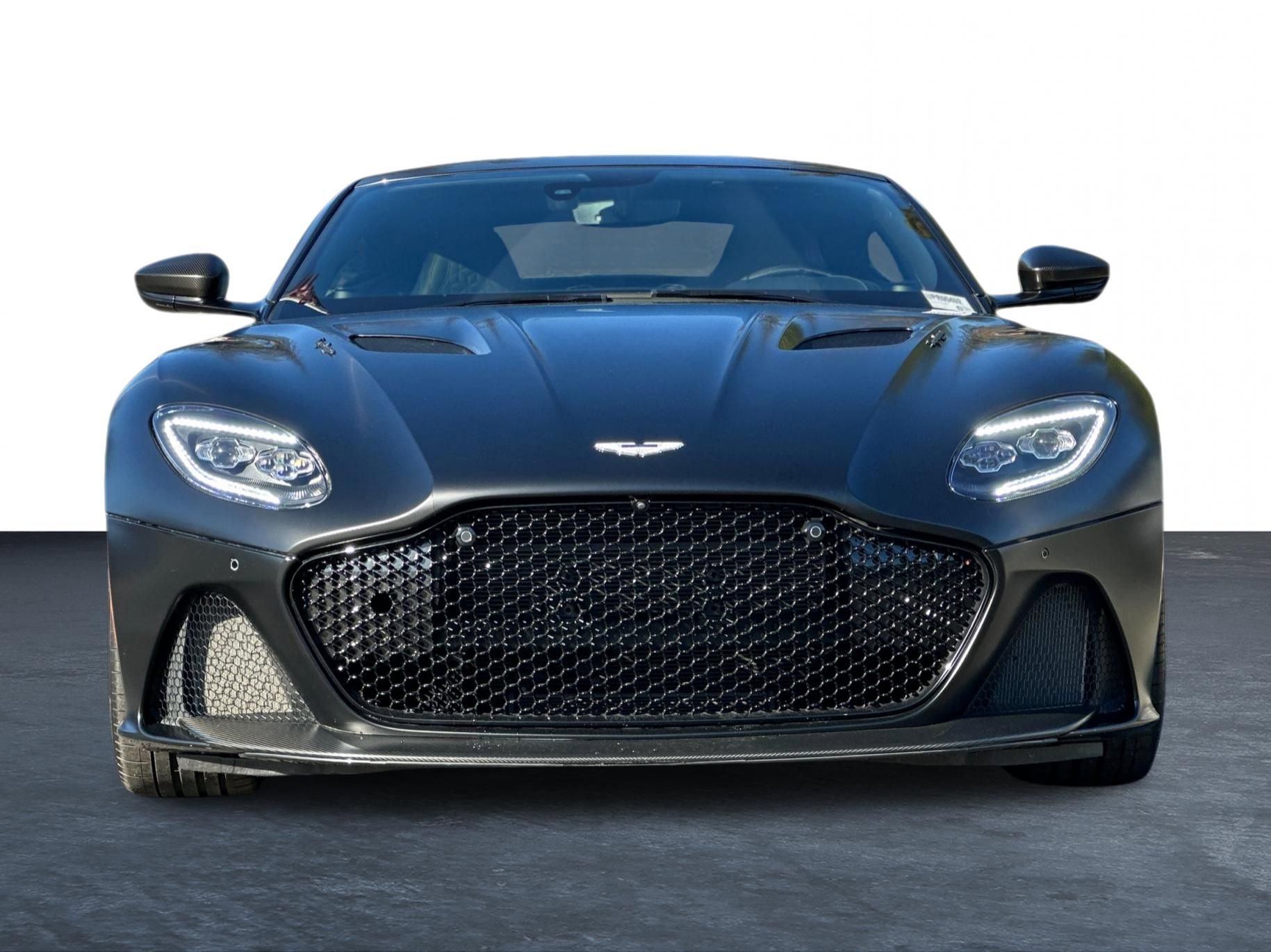 Used 2019 Aston Martin DBS Superleggera image 7