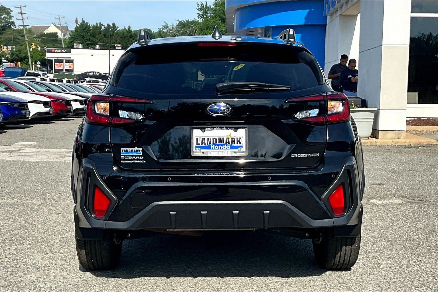 Used 2024 Subaru Crosstrek 2.5i Limited w/ Crosstrek Mirror Package AWD/4WD image 4