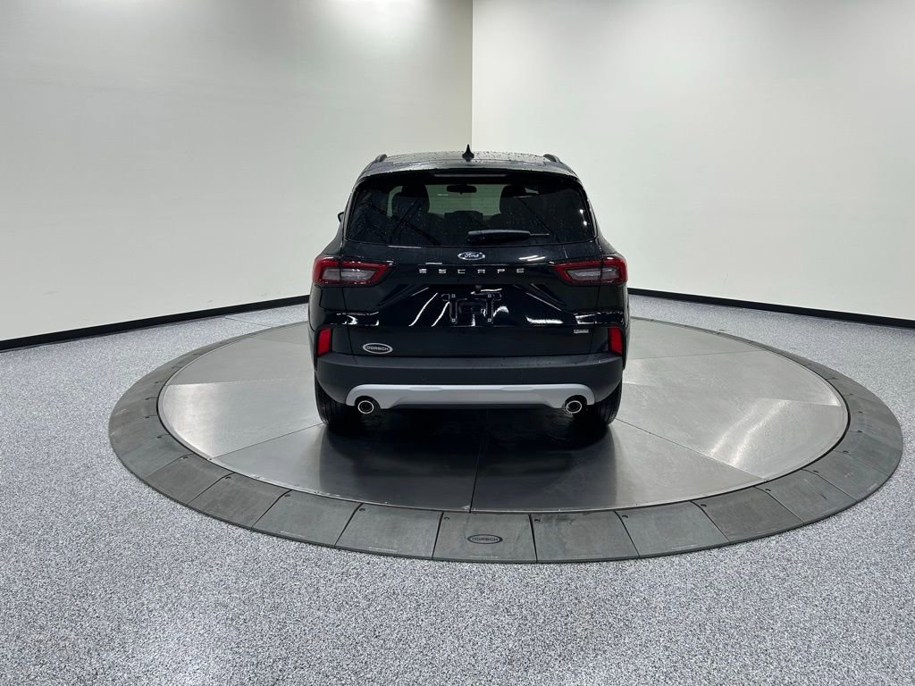 New 2026 Ford Escape SE FWD image 7