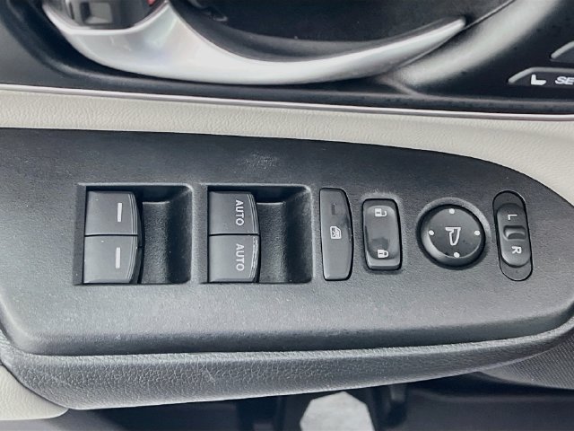 Used 2022 Honda CR-V EX-L image 12