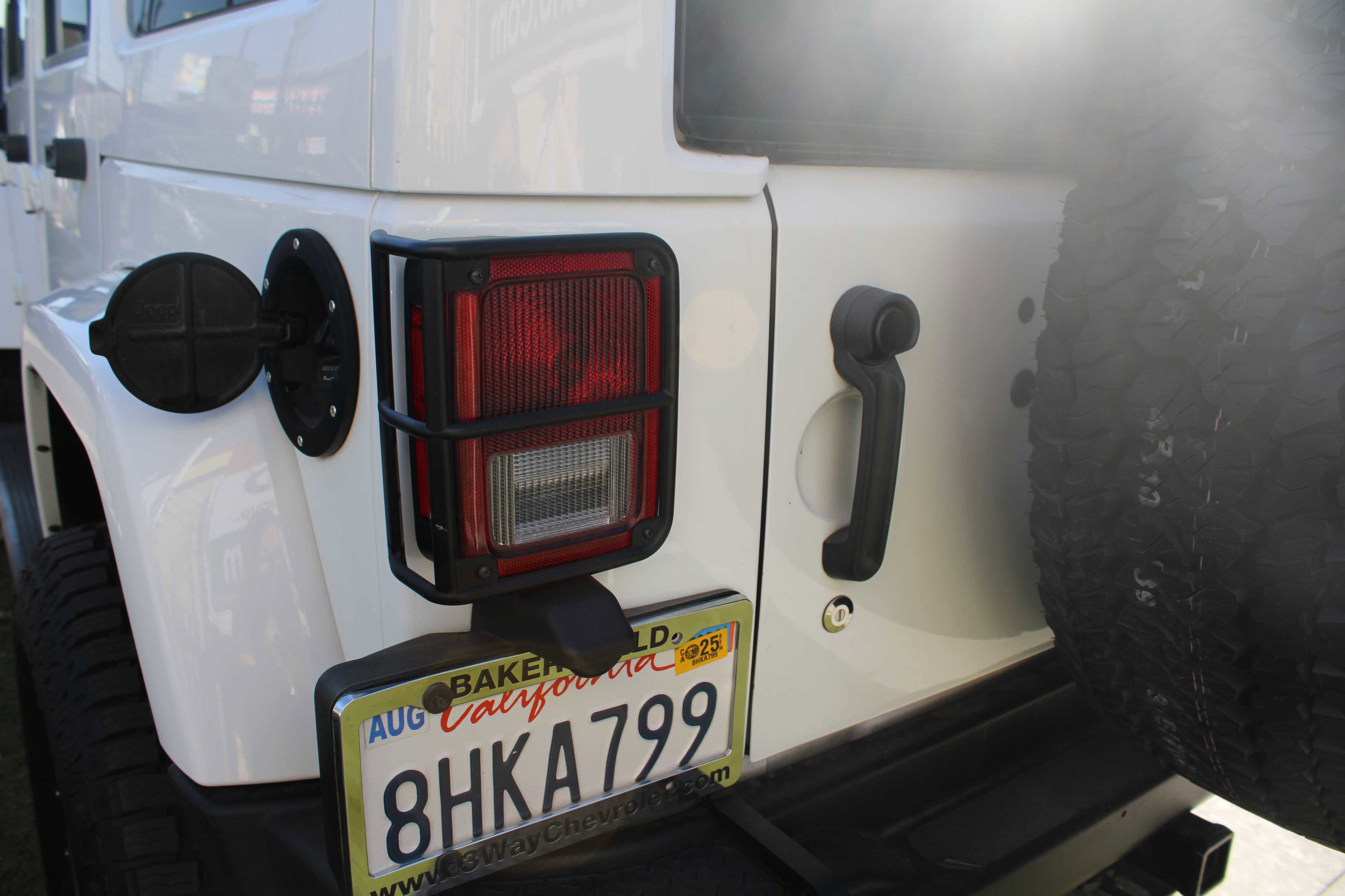 Used 2017 Jeep Wrangler Unlimited Sahara image 29