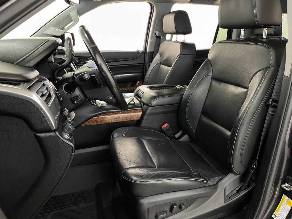 Used 2018 Chevrolet Tahoe Premier AWD/4WD image 31