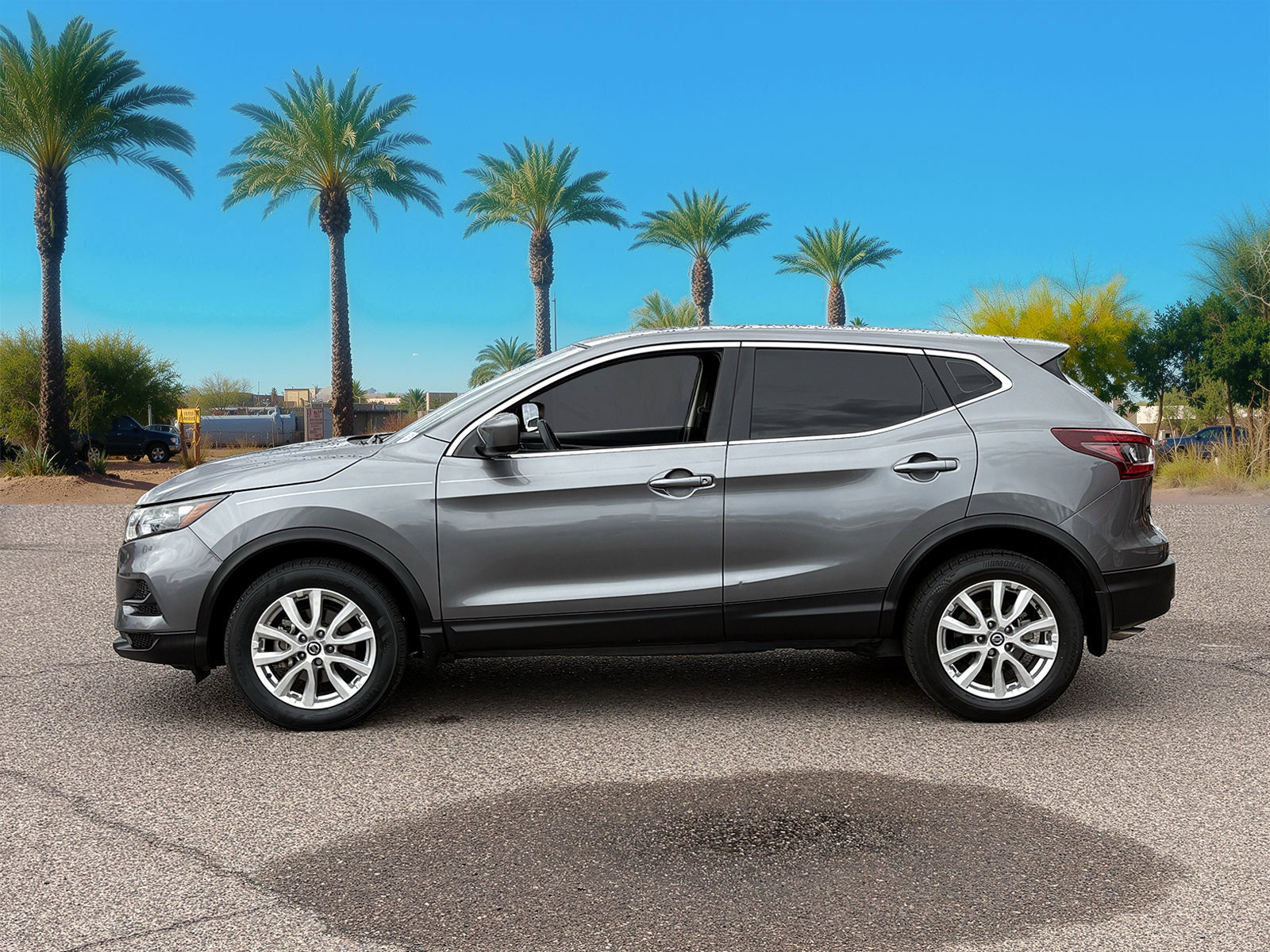 Used 2021 Nissan Rogue Sport S FWD image 2