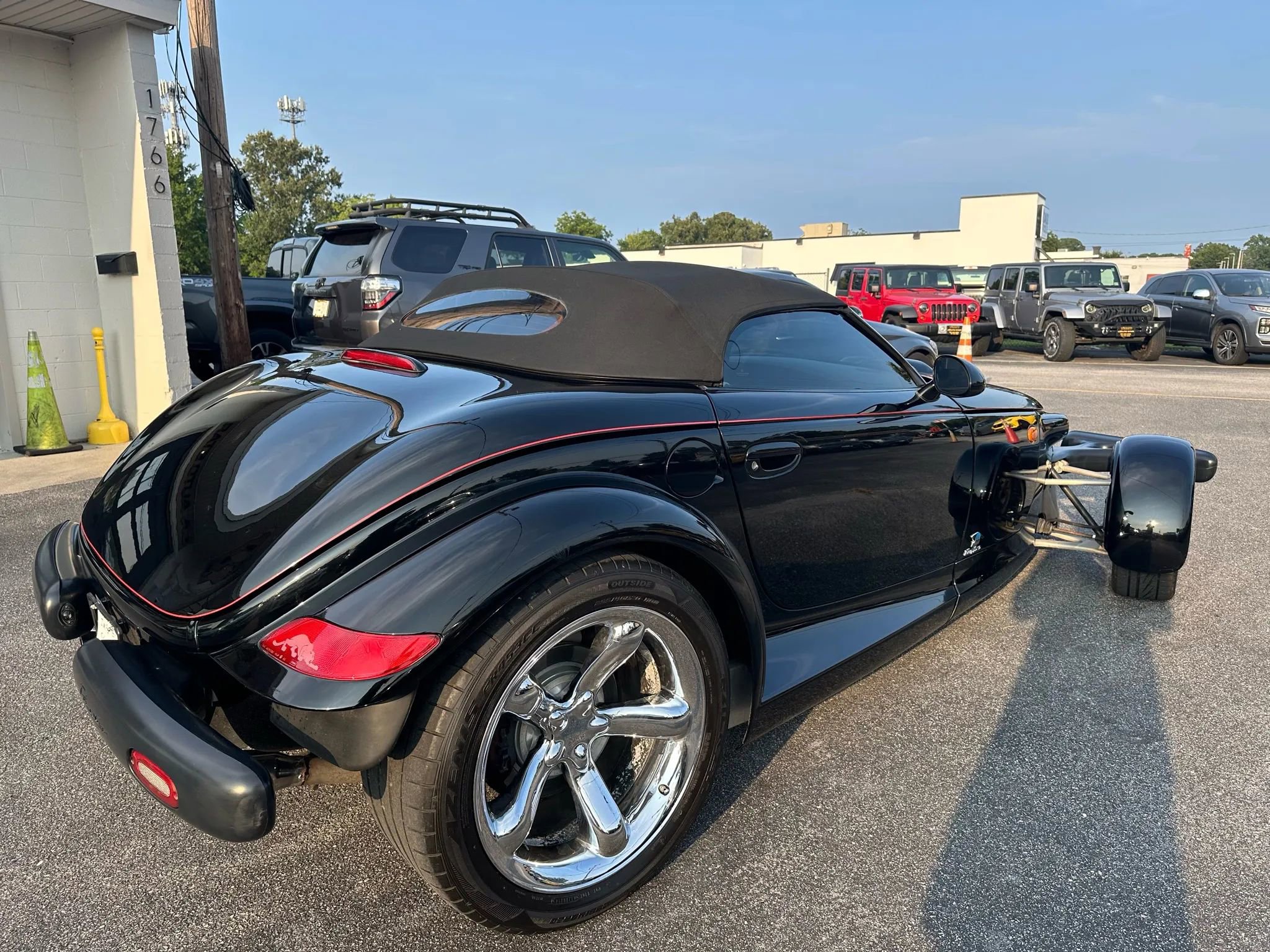 Used 2000 Plymouth Prowler RWD image 5