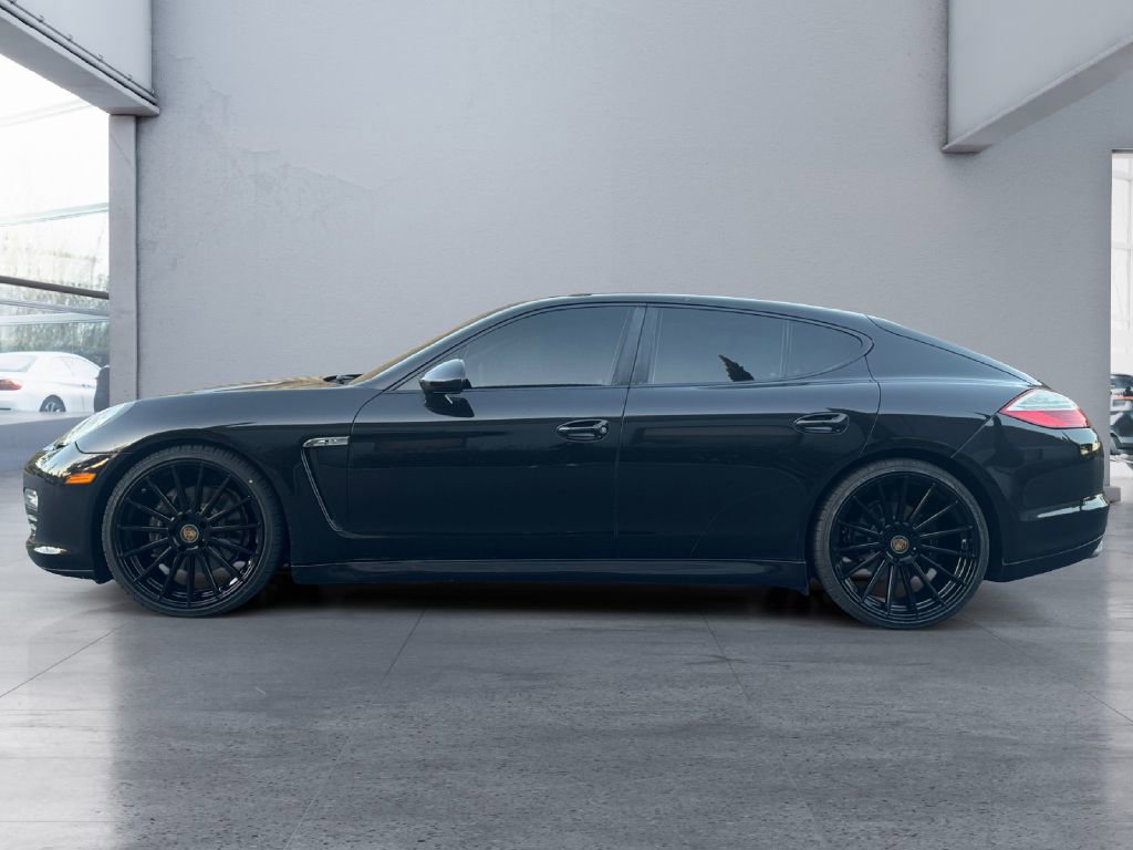 Used 2012 Porsche Panamera 2 image 2