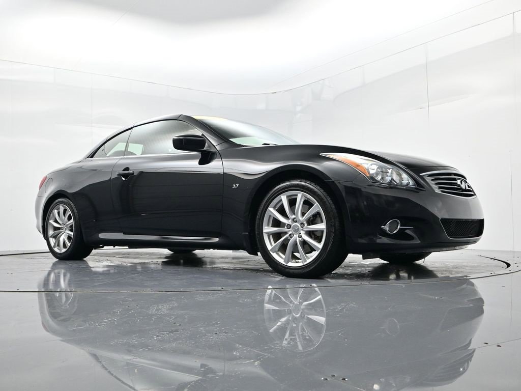 Used 2014 INFINITI Q60 Convertible w/ Premium Package image 40