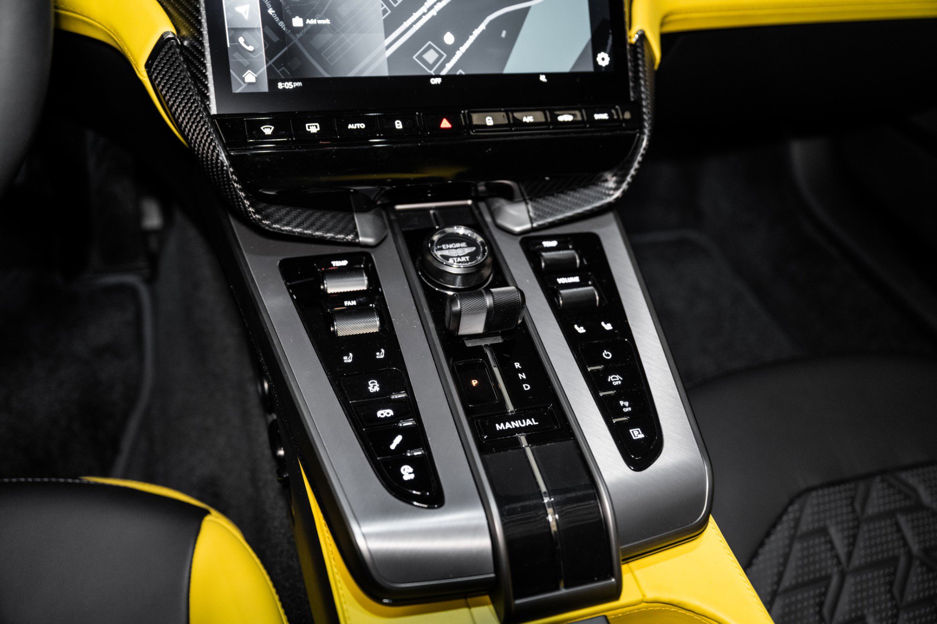 Used 2025 Aston Martin Vanquish image 37