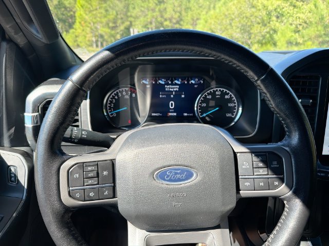 Used 2022 Ford F150 XLT w/ Equipment Group 302A High AWD/4WD image 17