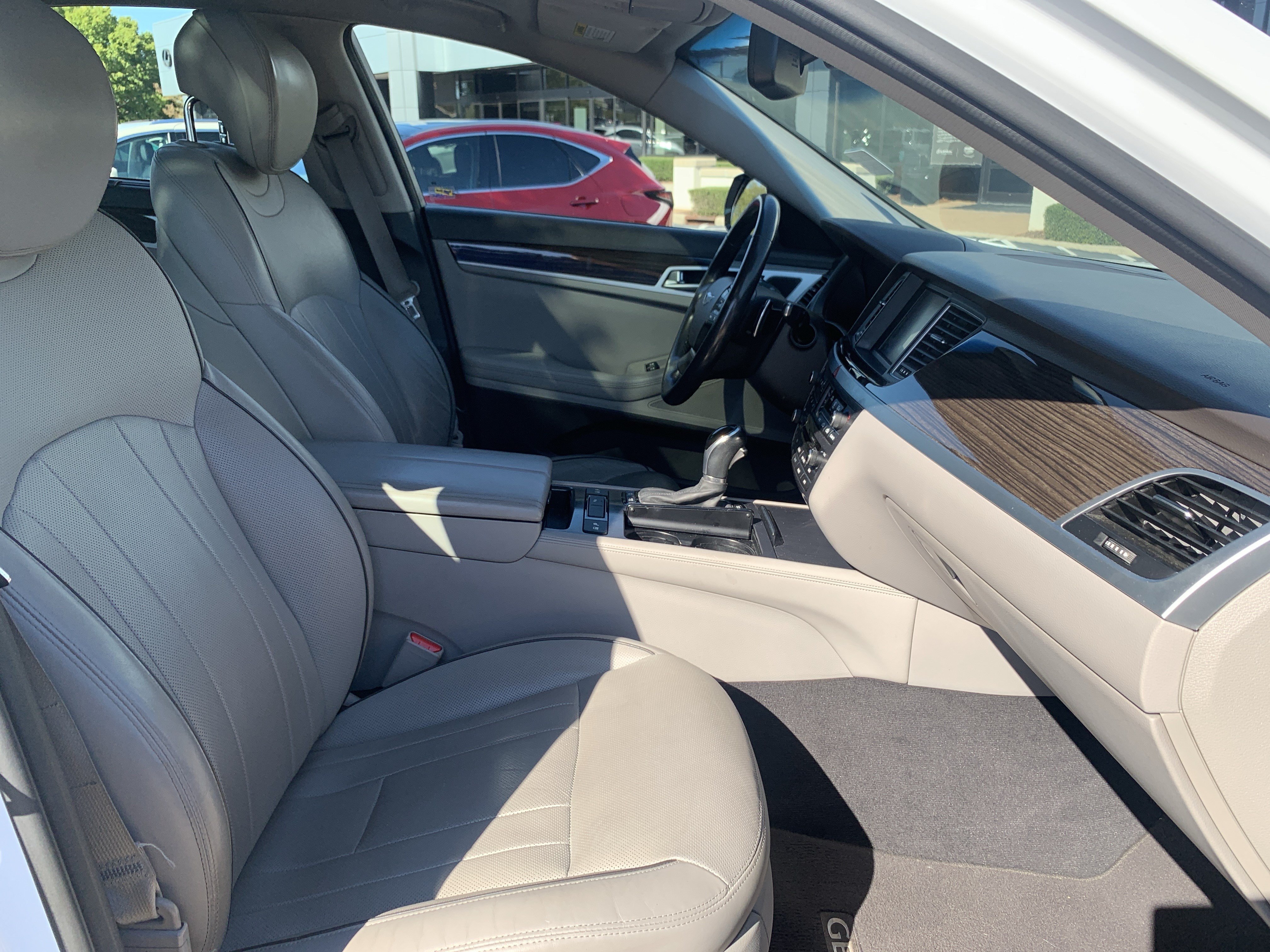 Used 2015 Hyundai Genesis 3.8 w/ Option Group 03 RWD image 35