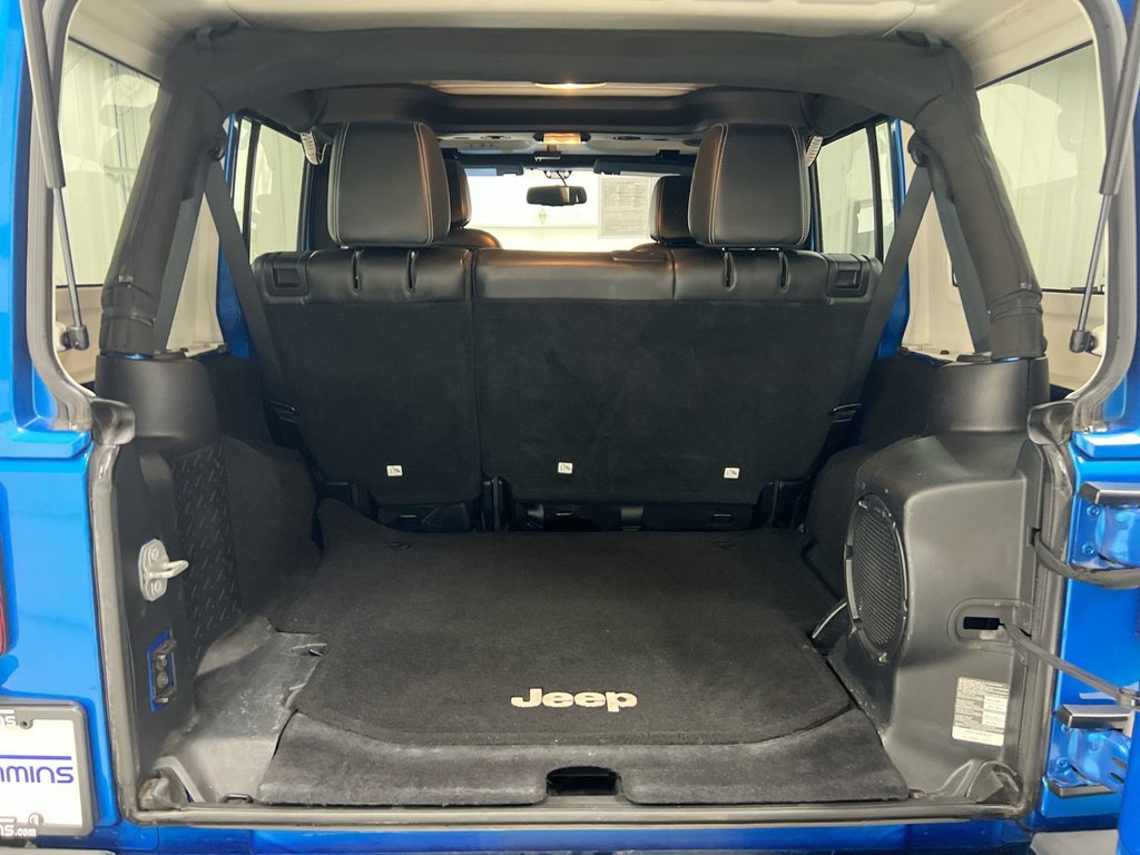 Used 2014 Jeep Wrangler Unlimited Sahara AWD/4WD image 22