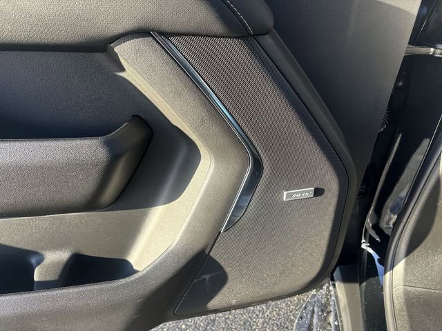 New 2026 Chevrolet Suburban Premier image 25