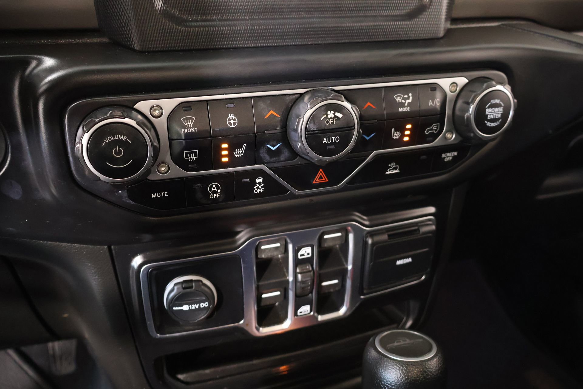 Used 2020 Jeep Gladiator Sport w/ Quick Order Package 24S AWD/4WD image 7