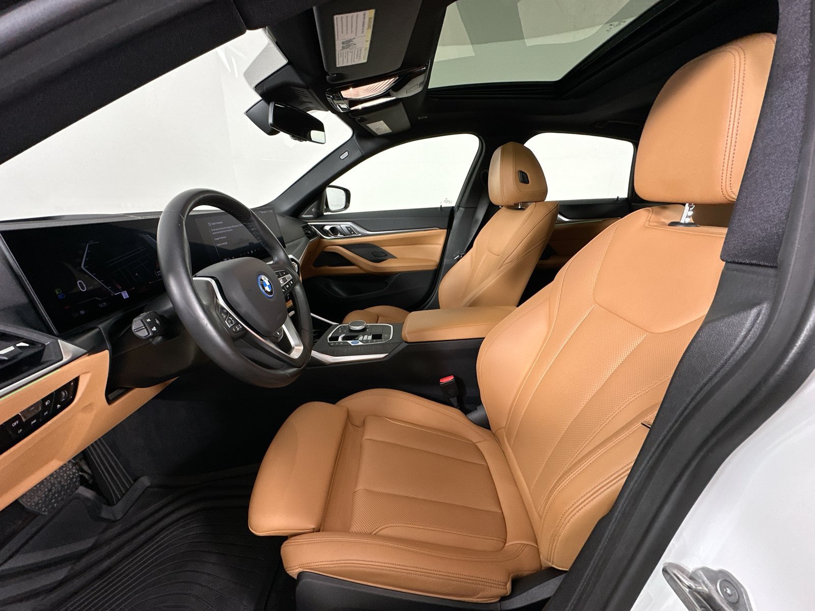 Used 2024 BMW i4 eDrive35 w/ Premium Package RWD image 34