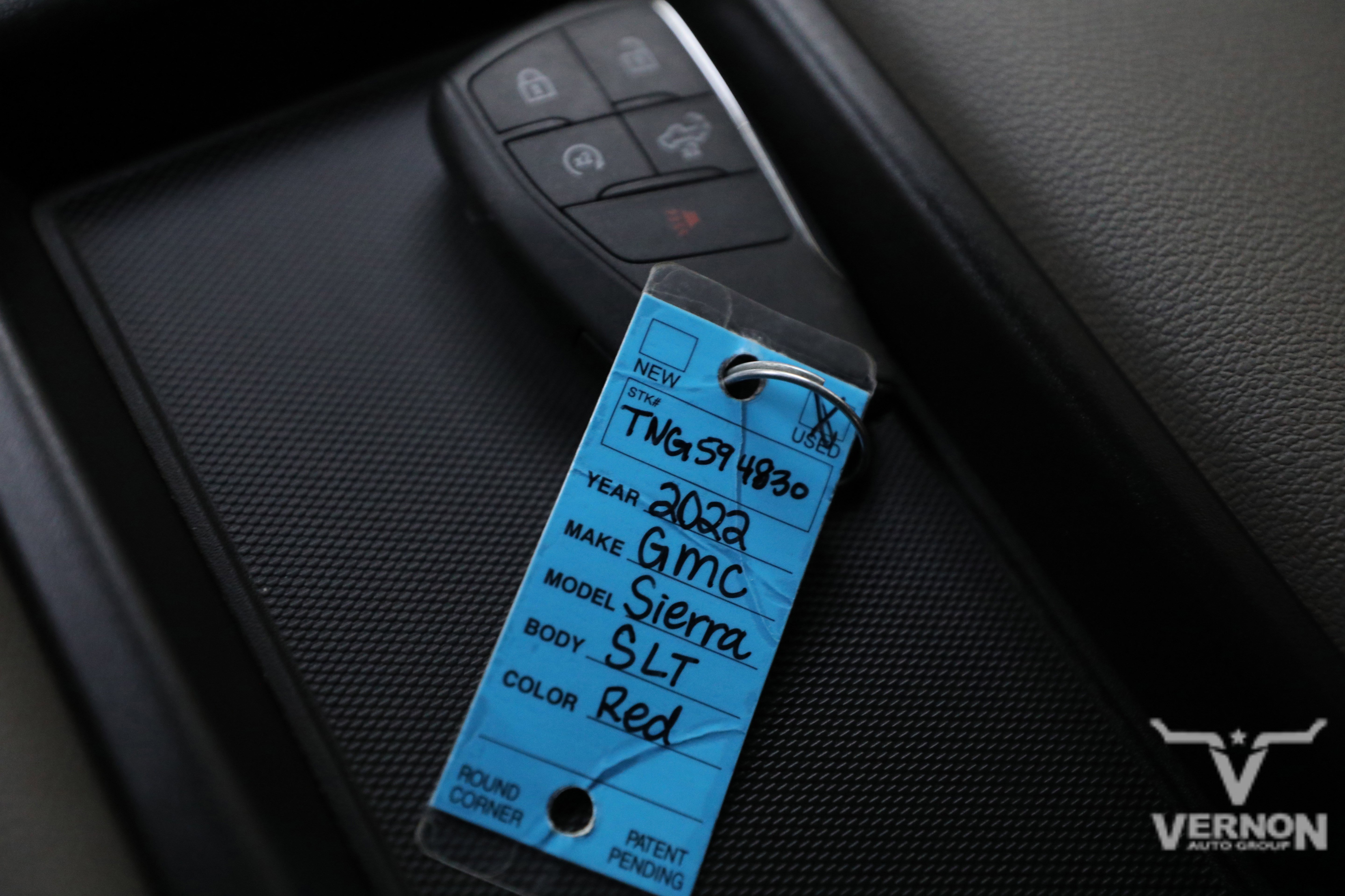 Used 2022 GMC Sierra 1500 SLT w/ X31 Off-Road Package image 37