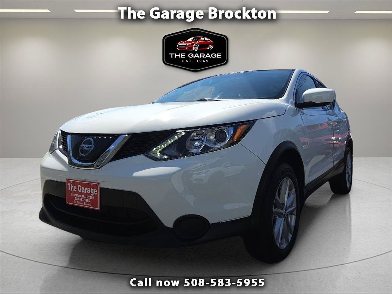 Used 2018 Nissan Rogue Sport S w/ S Appearance Package AWD/4WD image 1