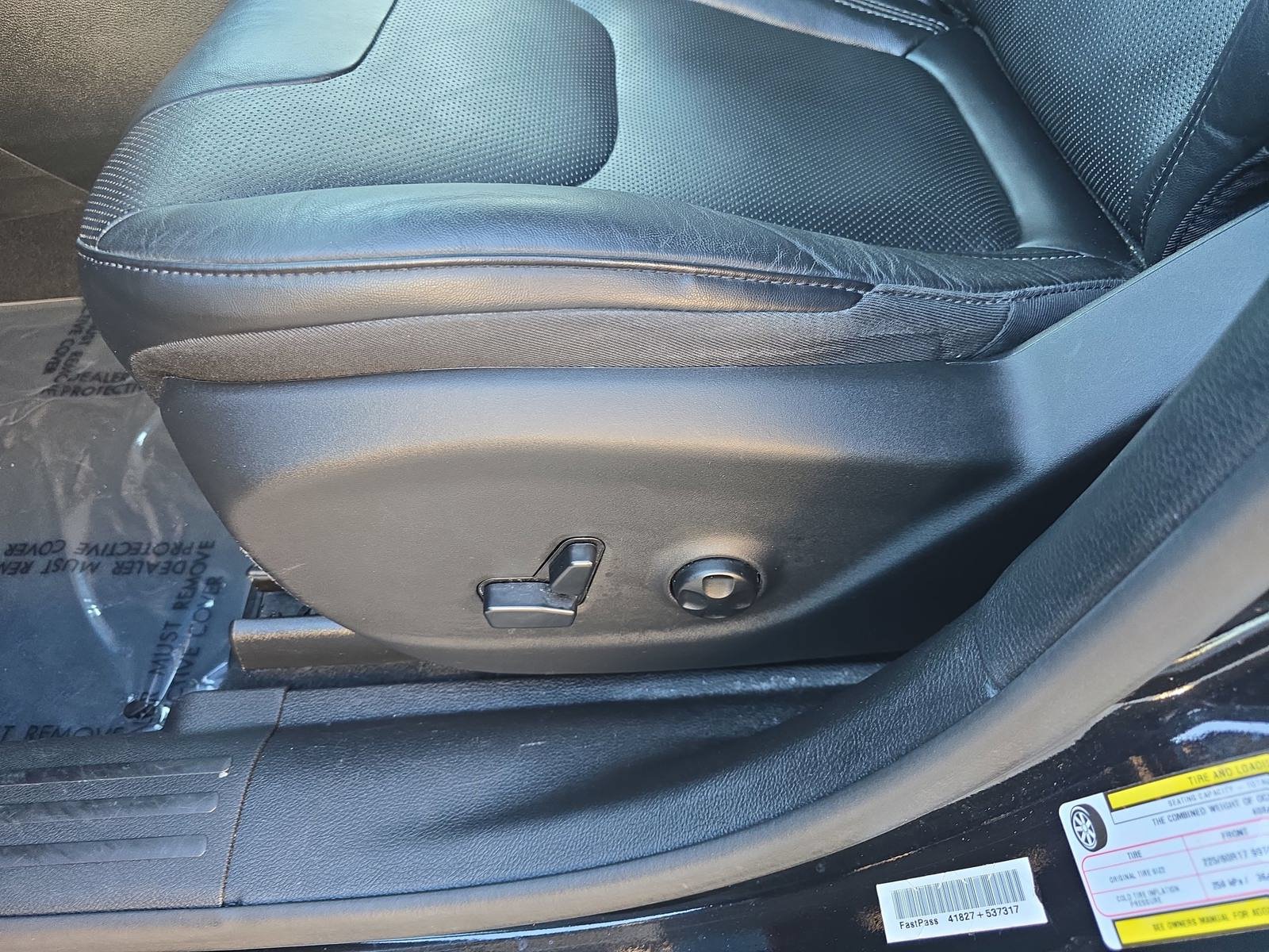 Used 2021 Jeep Cherokee Latitude Lux w/ Sun & Sound Group FWD image 29