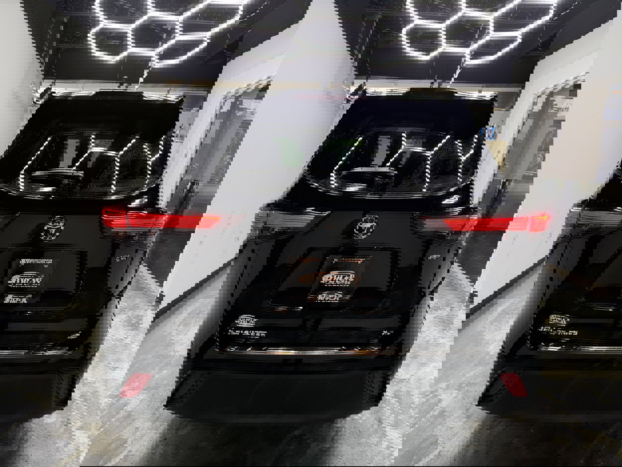 Used 2026 Toyota Grand Highlander XLE image 4